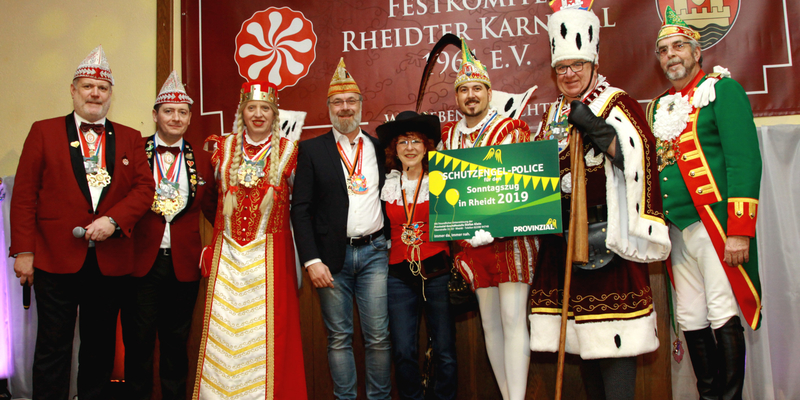 Sicher ist sicher - Roland Forst, Markus Thüren, Jungfrau Stephanie, Stefan Klein Mary Busch, Prinz Andreas I., Bauer Hajo und Prinzenführer Wolfgang Hopp Sicher ist sicher - Roland Forst, Markus Thüren, Jungfrau Stephanie, Stefan Klein Mary Busch, Prinz Andreas I., Bauer Hajo und Prinzenführer Wolfgang Hopp