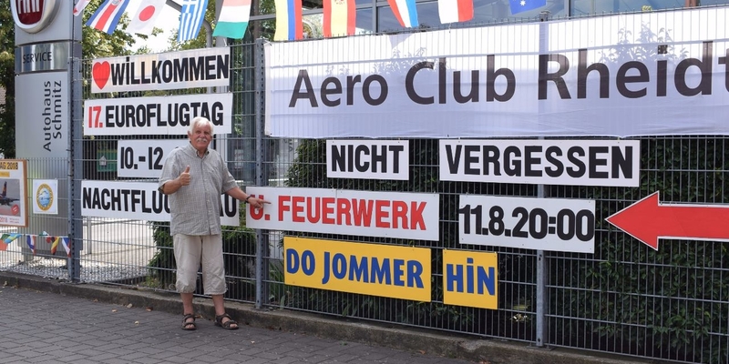 Seit 1971 wohnt Helmut Höller an der Hauptstraße in Mondorf und seit 1996 gibt er hier bekannt, was für ihn wichtig ist Seit 1971 wohnt Helmut Höller an der Hauptstraße in Mondorf und seit 1996 gibt er hier bekannt, was für ihn wichtig ist